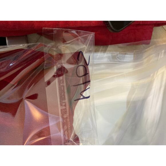 Chicos Travelers Top XL Slinky Stretch Long Sleeve V-Neck Career Gold Chain Red - Picture 14 of 15